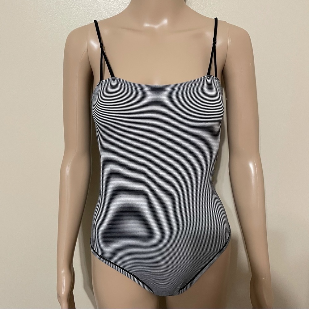 Forever 21 Forever 21 Black & White Body Suit - Picture 6 of 14
